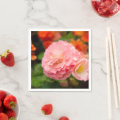 Fijne roze bloem na de regen servet (Insitu)