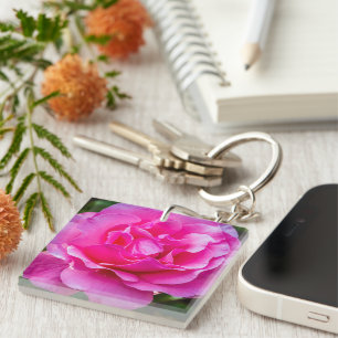 Fijne roze roze roos. sleutelhanger