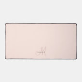 Fijne stijlvolle roze monogram script bureaumat (Voorkant)