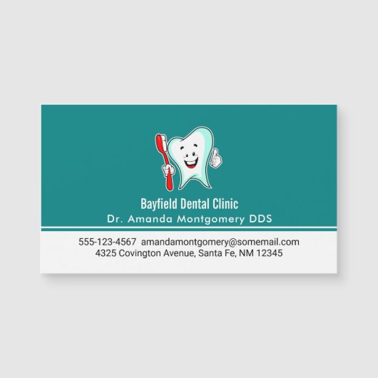 Fijne tandheelkundige verzorging met tandenborstel (Voorkant)