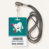 Fijne tandheelkundige verzorging met tandenborstel badge (Voorkant met draagriem)