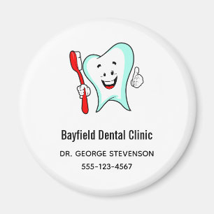 Fijne tandheelkundige verzorging met tandenborstel magneet