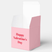 Fijne Valentijnsdag, roze cadeau voor rood Bedankdoosjes (Geopend)
