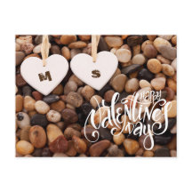 Fijne Valentijnsdag. Twee harten op het strand