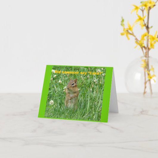 Fijne verjaardag Chipmunk Kaart (Gele Bloem)