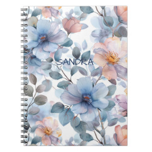 Fijne waterverf bloemenmotief in pastelkleur notitieboek