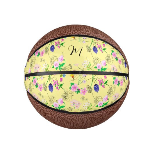 Fijne wilde bloemen in lichtgeel. Custom Basketbal (Voorkant)