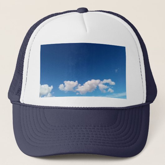 Fijne wolken trucker pet (Voorkant)