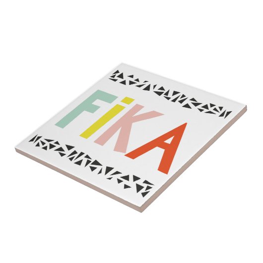 Fika Colors Black Tegeltje (Zijkant)