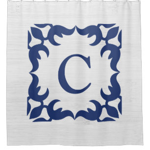 filigraan ingelijst monogram in marineblauw douchegordijn