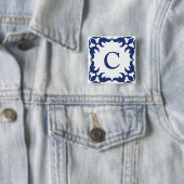 filigraan ingelijst monogram in marineblauw vierkante button 5,1 cm (In situ)