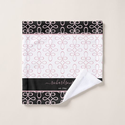 Filigraan Patroon Monogram Naam Elegant Roze Zwart Bad Handdoek (Wasdoekje)