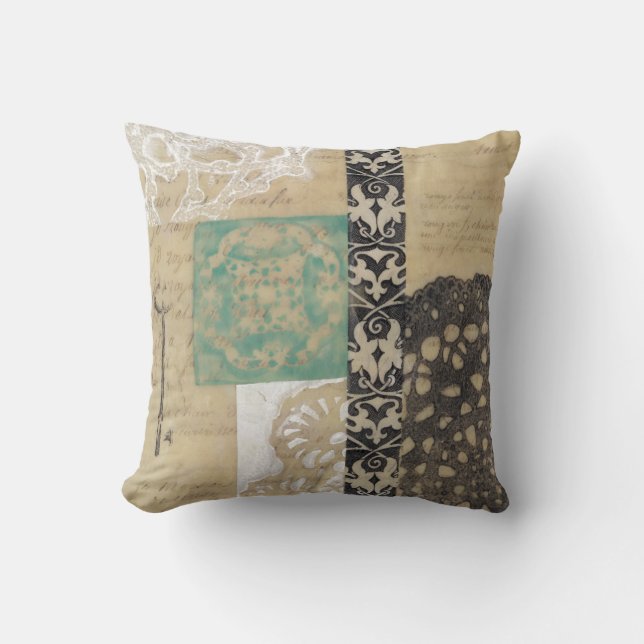 Filigree & Key II Kussen (Voorkant)
