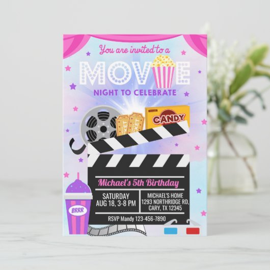 Filmavond-meisjesverjaardagsuitnodiging. Kaart (Staand voorkant)