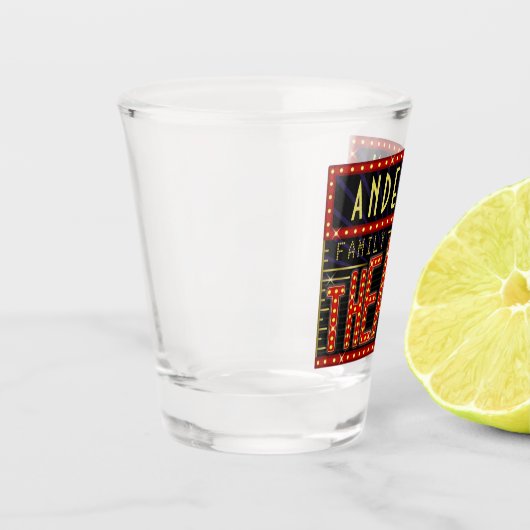 Filmbioscoop thuisbioscoop | Gepersonaliseerd Shot Glas (Links)