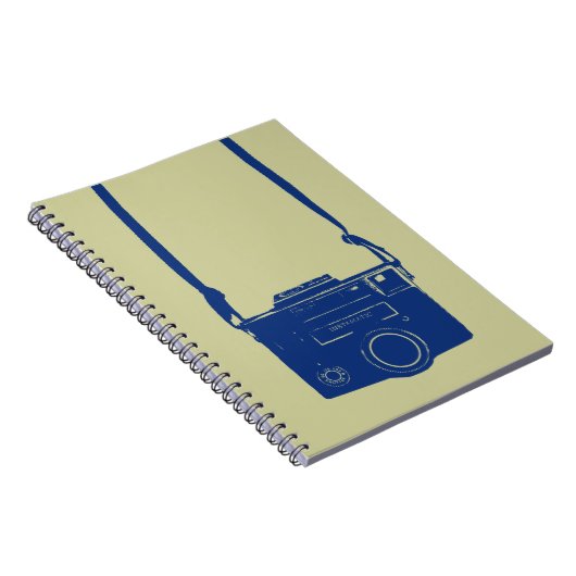  filmcamera met nekriem-laptop notitieboek (Rechterzijde)