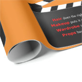 Filmfilmkreeften wikkelen de Haar en Makeup in elk Cadeaupapier (Rol Hoek)