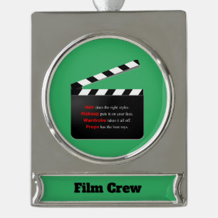 Filmploeg films die haar en Makeup omdoen Verzilverd Banner Ornament