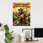 Filosofische baars: Bigfoot en het hert Poster (Thuiskantoor)