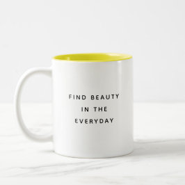 Find Beauty Typography Modern Two-Tone Mug Tweekleurige Koffiemok