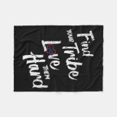 Find Your Tribe Love Them Hard Funny Family Reunio Fleece Deken (Voorkant (Horizontaal))