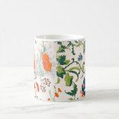 Fine Chinese silk flower design mid 18th century Koffiemok (Center)