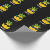 Fineapple Funny Pineapple Pun Dark BG Cadeaupapier (Hoek)