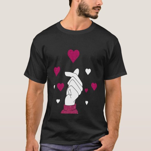 Finger Heart for Someone you Love T-shirt (Voorkant)