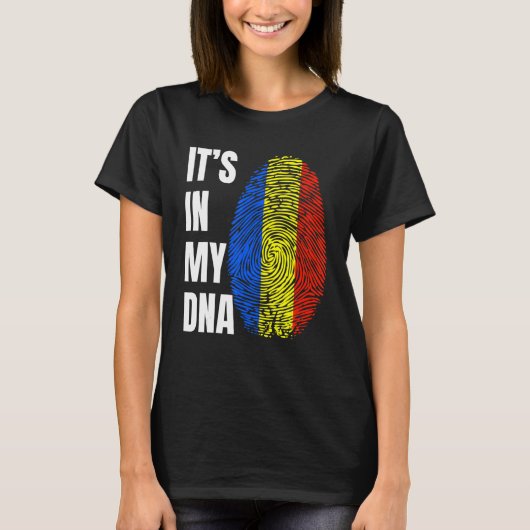Fingerprint DNA Biometry Romanian Flag Romania T-shirt (Voorkant)
