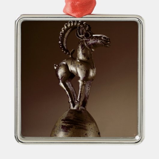 Finiaal met een berggeit metalen ornament (Voorkant)