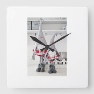 FINS CHRISTMAS GNOMES VAN FINLAND CLOCK VIERKANTE KLOK