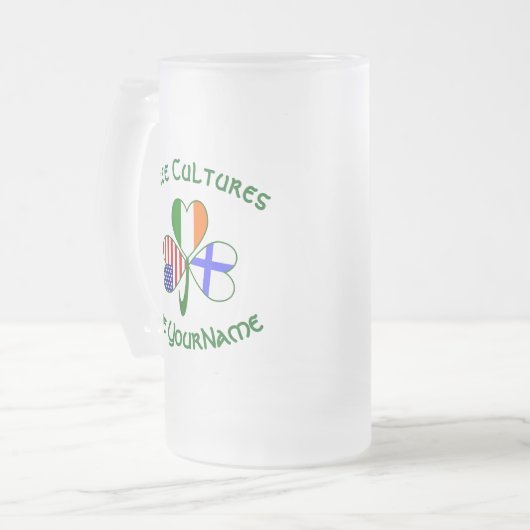 Finse Ierse Amerikaanse vlaggen Shamrock - geperso Matglas Bierpul (Voorkant links)