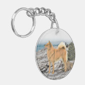 Finse spitz bij Seashore-schilderij - Dog Art Sleutelhanger (Voorkant Links)