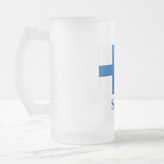Finse vlag met naam in het Fins Matglas Bierpul (Links)