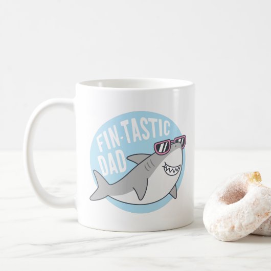 Fintastic Dad Shark Pun Funny mok (Met donut)