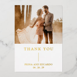 Fiona Bold Monogram Moderne bruiloft Folie Uitnodiging