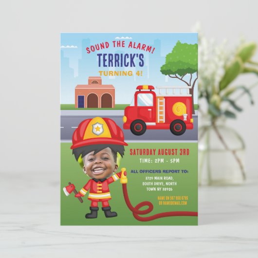 Fire Engine Verjaardag Brandweerman Party Gezichts Kaart (Staand voorkant)