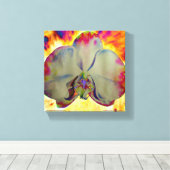 Fire Orchid, abstracte levendige waterverf florale Canvas Afdruk (Insitu (Houten vloer))