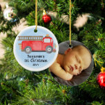 Fire Truck Baby's 1e Kerstmis Foto Keepsake Keramisch Ornament<br><div class="desc">Fire Truck Baby's 1e Christmas Photo Keepsake Ornament * Coördinerende producten zullen beschikbaar zijn in onze winkel. Neem contact met ons op als u dit ontwerp op een specifiek product wilt toepassen om uw eigen unieke bijpassende item te creëer! Heel erg bedankt voor het bekijken van een DoodleLulu uiterlijk op...</div>