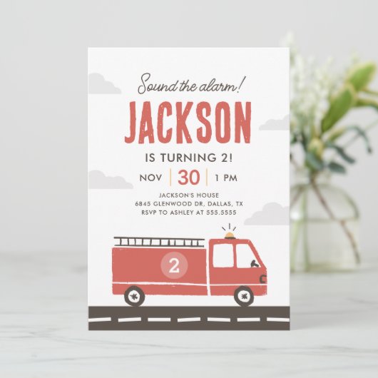 Fire Truck Brandweerman Uitnodiging Verjaardag (Staand voorkant)