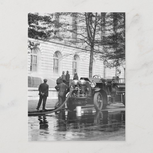 Fire Truck Power Wash, 1923 Briefkaart (Voorkant)