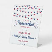 Firecracker onderweg! 4 juli Baby shower Reclamebord Met Voetstuk (Voorkant)