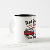 Firefighter "Dad Saves Lives. I Save Snacks." Two- Tweekleurige Koffiemok (Voorkant links)