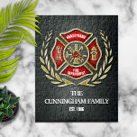 Firefighter Familie Gepersonaliseerd Legpuzzel<br><div class="desc">Fantastische familienaam van de brandweerman,  Maltees kruis gepersonaliseerd alleen voor je familie</div>