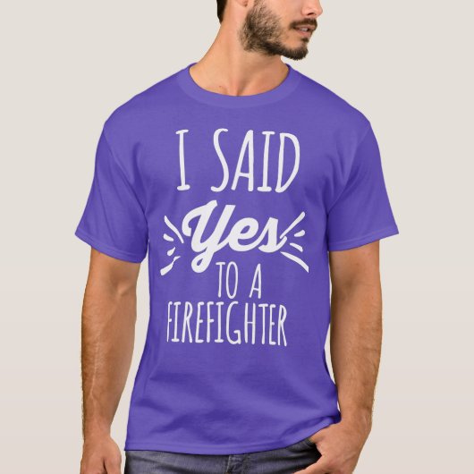 Firefighter Fiance Future Bride Verloving T-shirt (Voorkant)