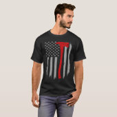 Firefighter Flag  Thin Red Line Firefighter Axe T-shirt (Voorkant volledig)