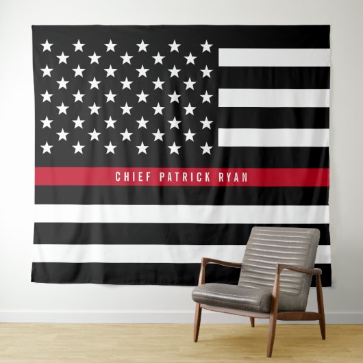 Firefighter Thin Red Line American Flag Monogram Wandkleed (In Situ (horizontaal))