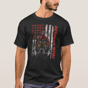 Fireman American Flag Gasmask Firefighter, in rust T-shirt