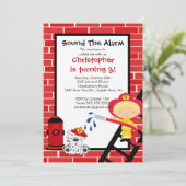 Fireman Boy Firetruck Birthday Party Kaart (Staand voorkant)