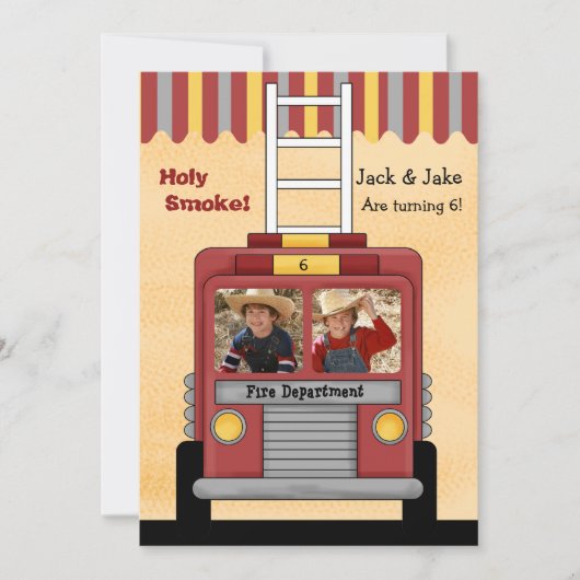 Firetruck 2 Foto Birthday Party Invitation Kaart (Voorkant)